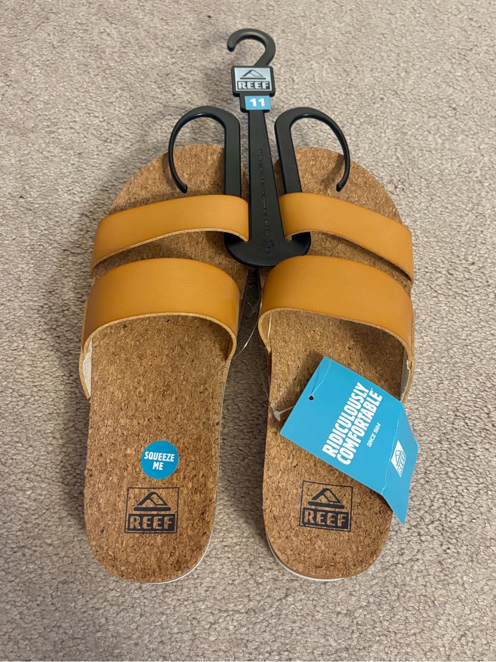 Women’s Reef Cushion Vista Hi slide sandals in natural size 11 NWT